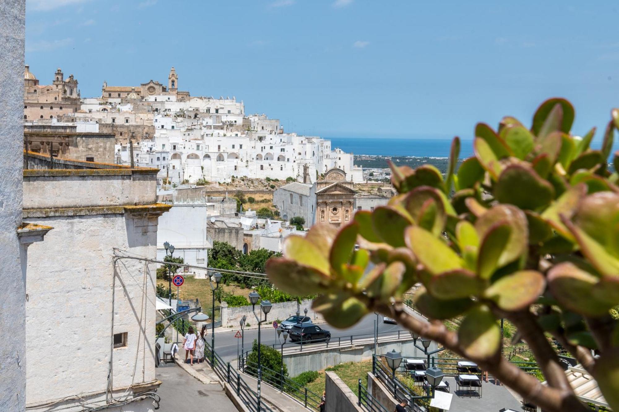 Sant Oronzo Palace Ostuni Rum bild